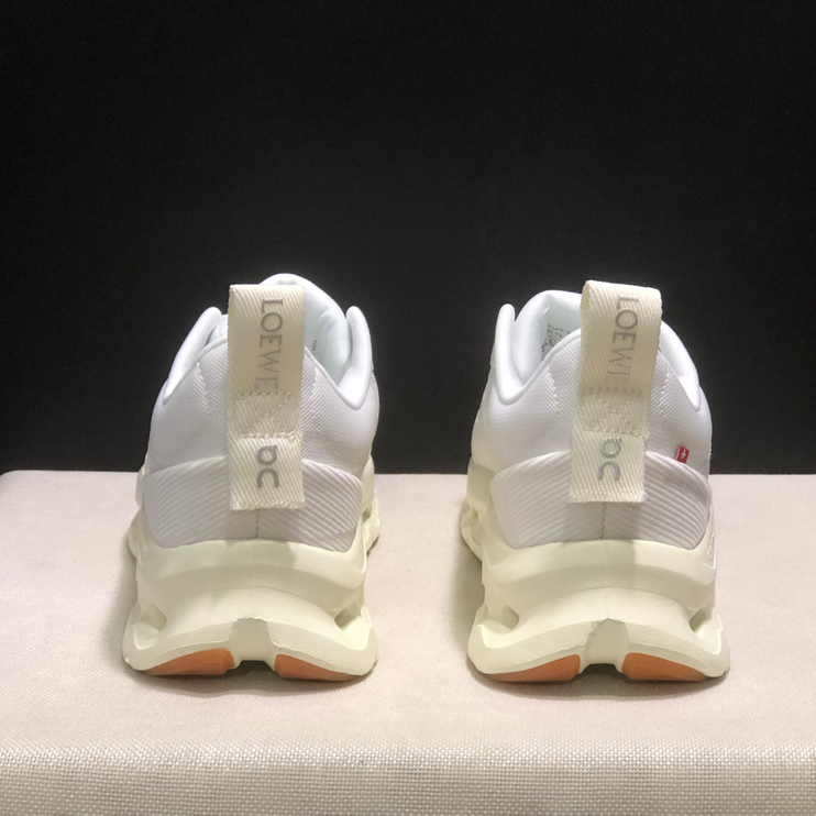 Cloudtilt × Loewe — Cloudtilt White Crème