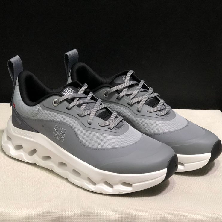 Cloudtilt Loewe - Grey